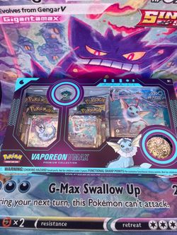 Pokémon Vaporeon VMAX Premium Collection Box