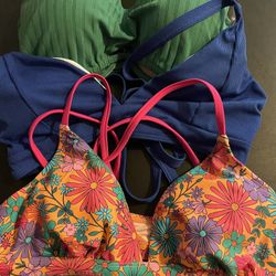 Women’s Bathing Suit Tops