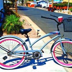💀Skull X Bones Woman's Beach Cruiser ⛱️