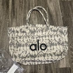 Alo Tote Bag