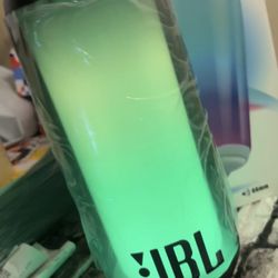 JBL PULSE 5 w/ Lightshow