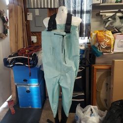 Fishing Waiter Size 6
