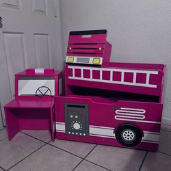 Toy chest, table