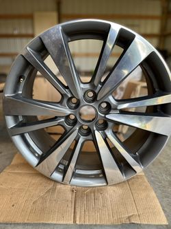 2021 Cadillac XT5 / XT6 Wheel. 20”