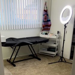 Massage - Esthetician Chair / Bed