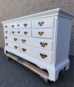 Elegant decorative design
