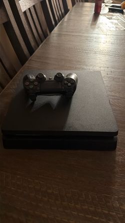 PlayStation 4 Slim