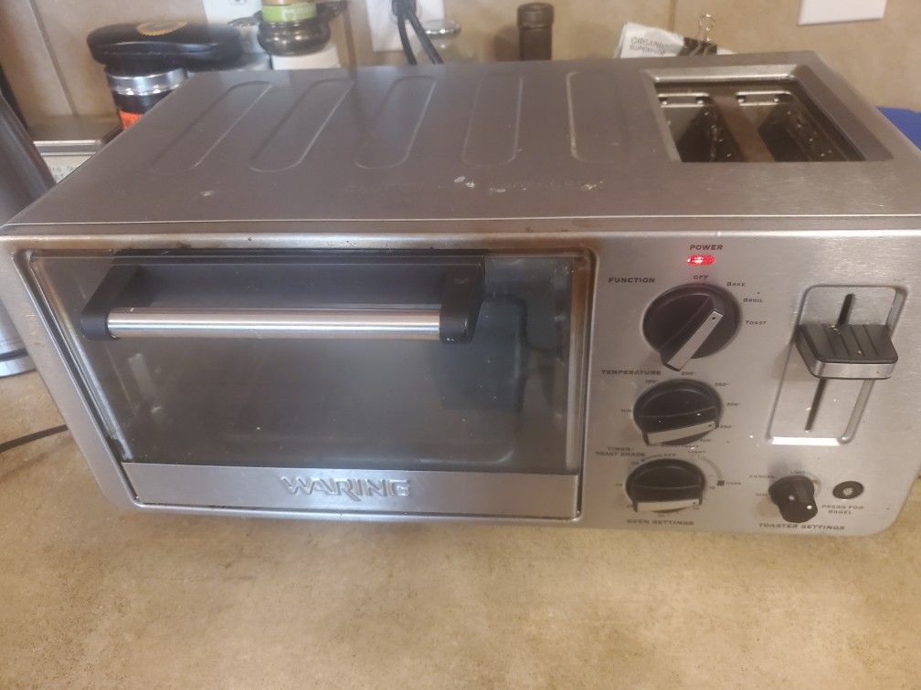 Waring Pro WTO150 Combo 4 Slice Toaster Oven w 2 Slice Top Toaster