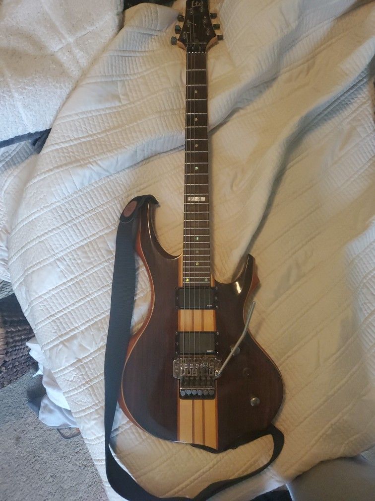 LTD F-2E 6string Guitar