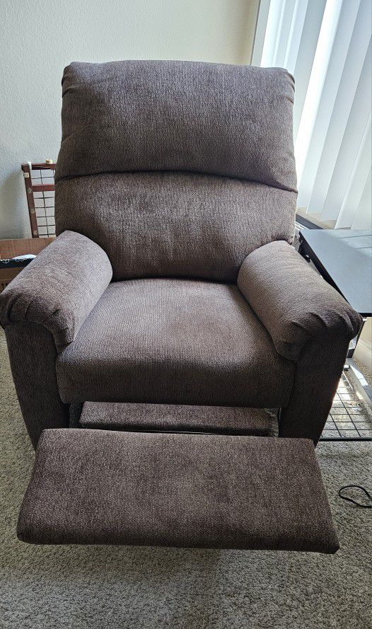 Recliner In Great Condition