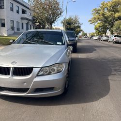 2006 BMW 330i 