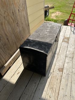Storage trunk