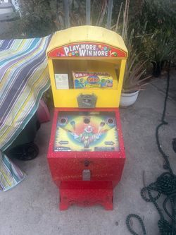 Vintage bouncy bowl / gumball machine .  Fully functional.