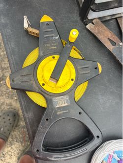 100 foot measuring tape