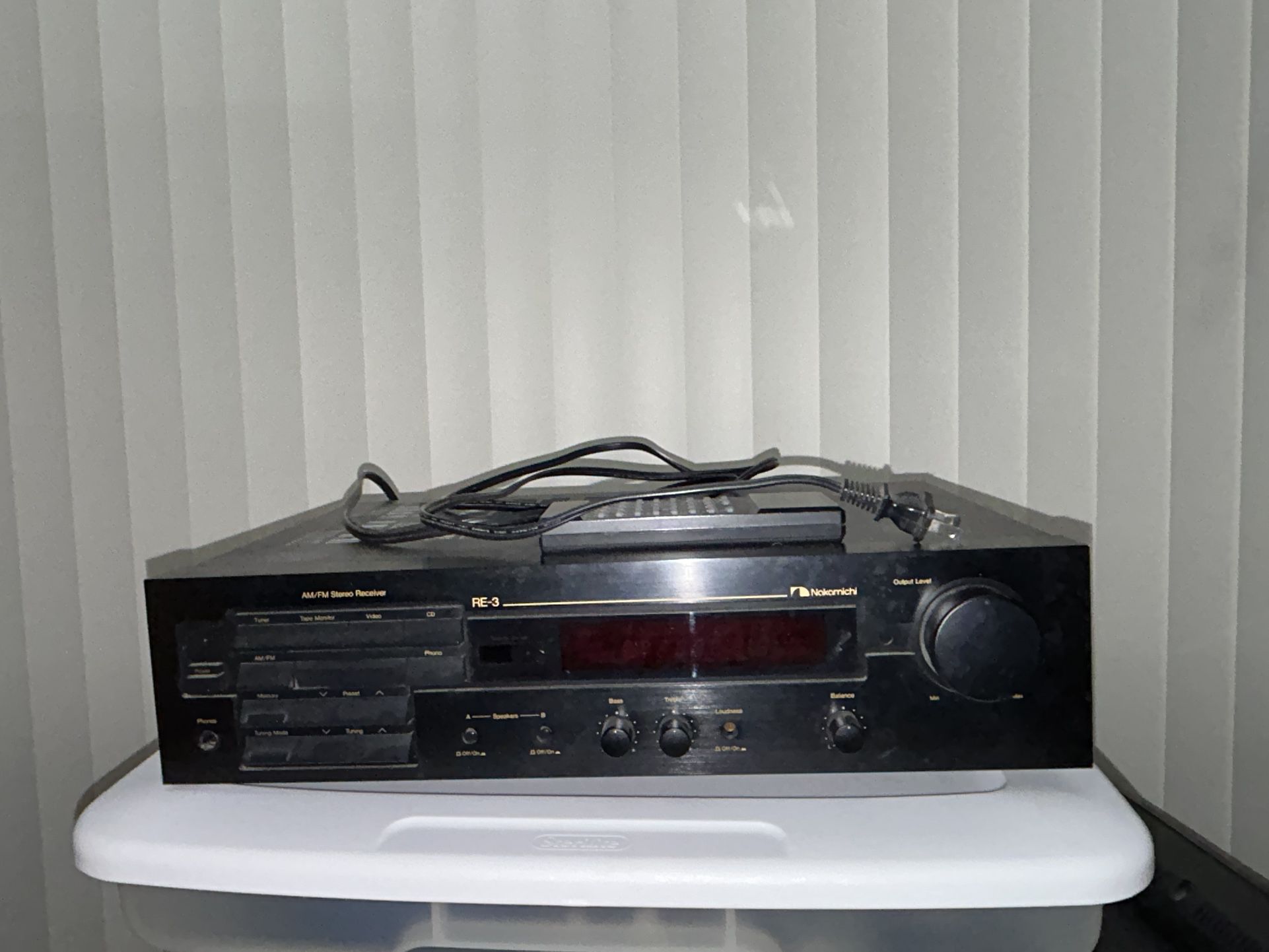Nakamichi RE-3 AM FM Stereo Receiver With Remote