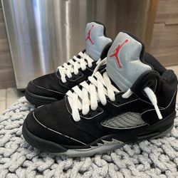 Air Jordan Retro 5 Black Metallic Reimagined 2025 Size 4y