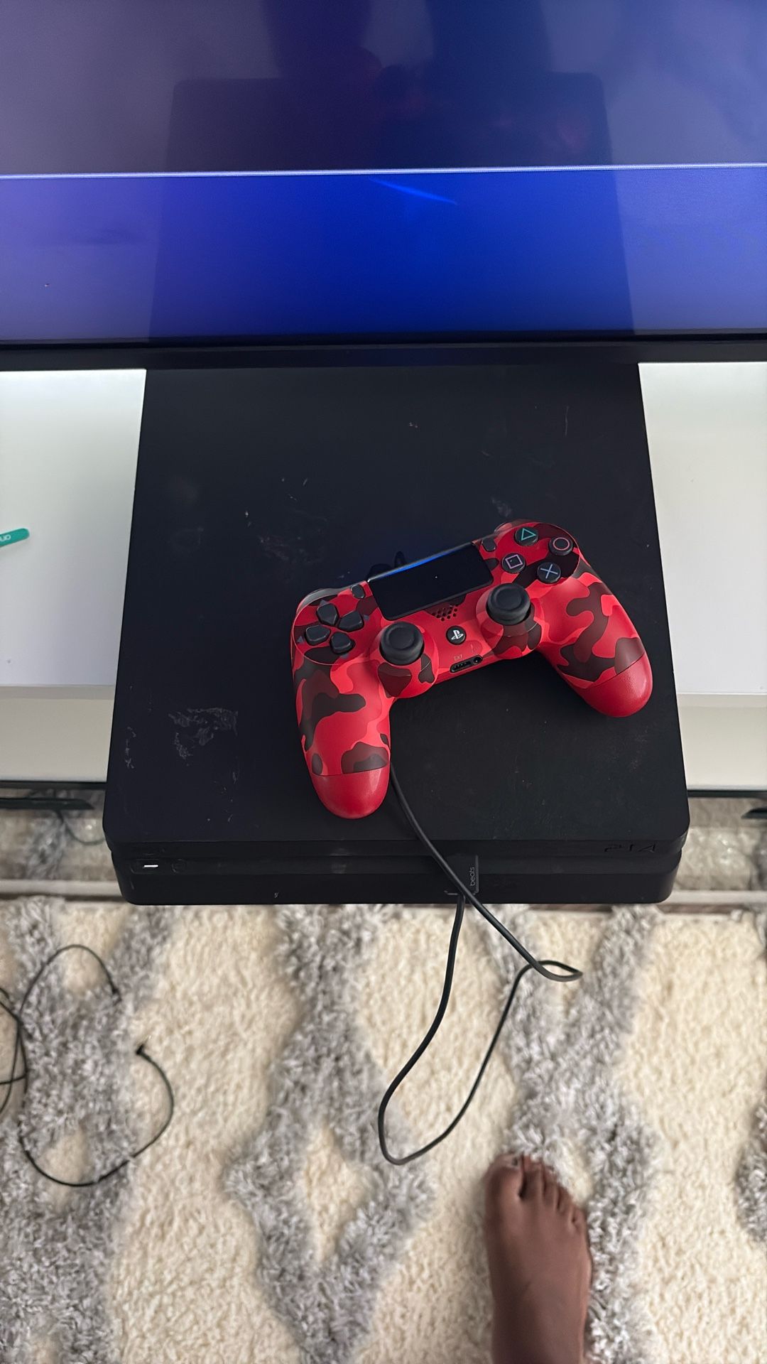 PS4 Slim