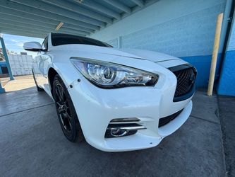 2017 INFINITI Q50