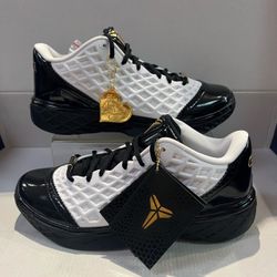 NIKE KOBE 3 LOW PROTRO AIRZOOM “MAMBACITA“