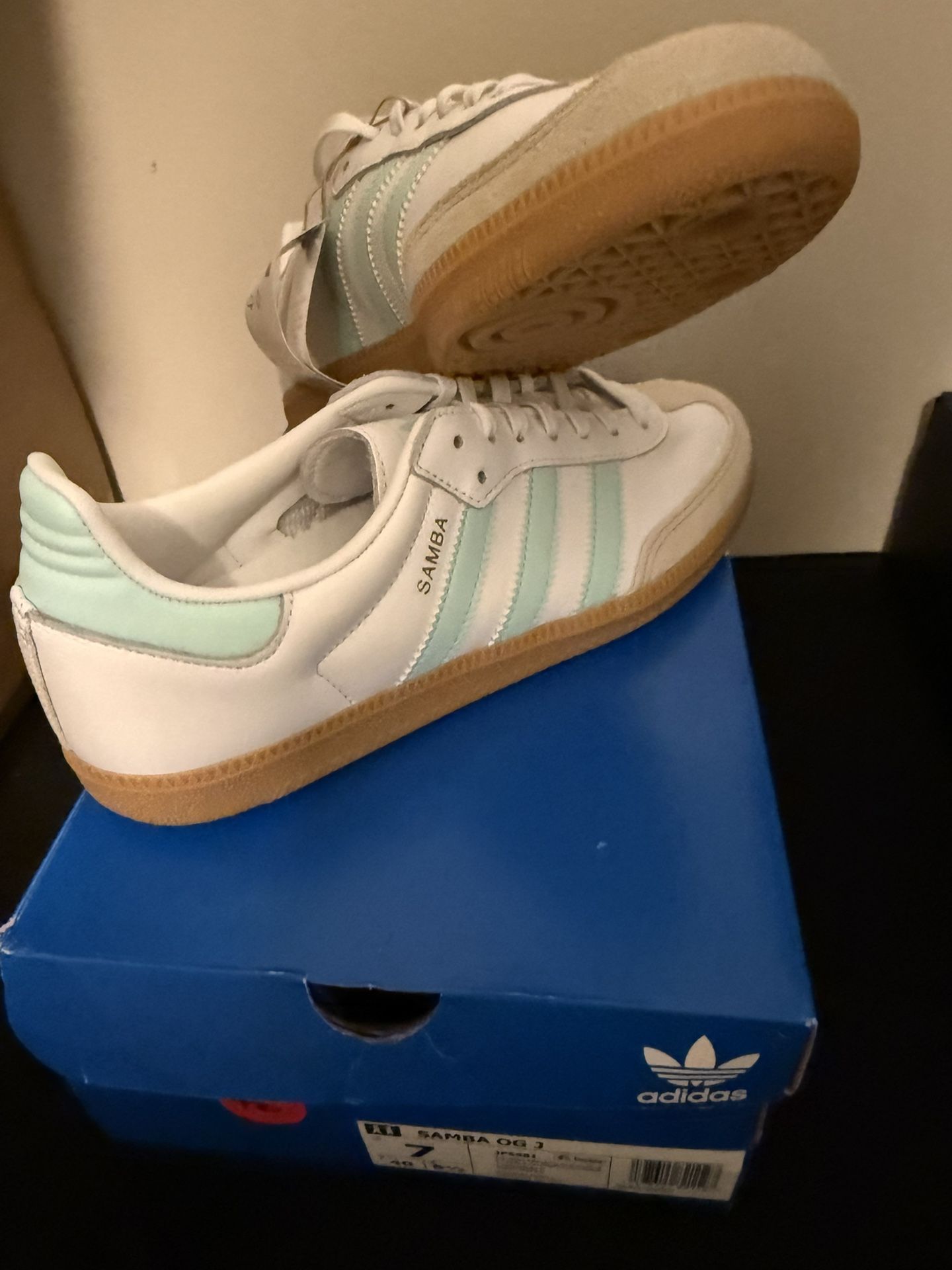 Adidas Sambas OG Size 7 M