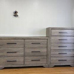  Dresser Set 