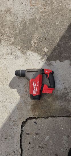 Milwaukee Rotary Hammer Drill