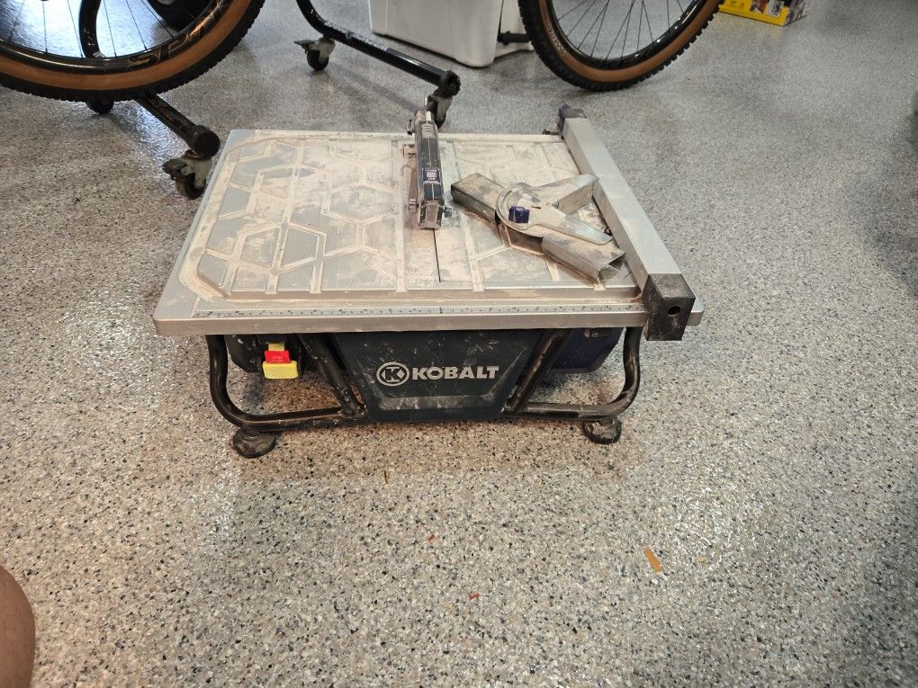 Tile Saw