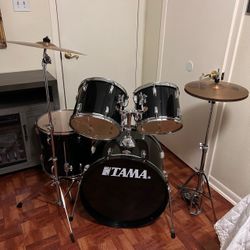 Tama Swingstar Black Drum Set READ DESCRIPTION