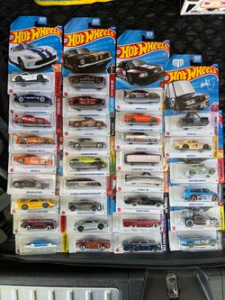 Hot Wheels With Stand