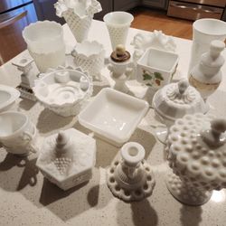 Lots of Vintage Milk Glass Pieces 