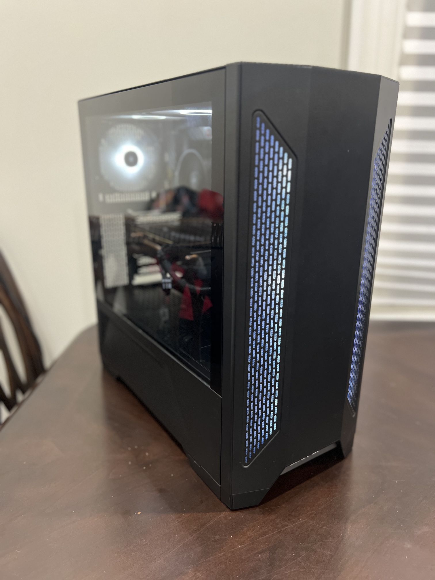 Gaming PC – Ryzen 5 / RX 6650 XT