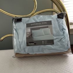 Full size fitted sheet