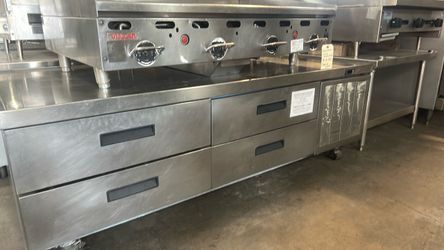 Refrigerated Chef Base Equipment Stand