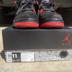 Air Jordan Retro 4  “Raptors” (Drake OVO Version)