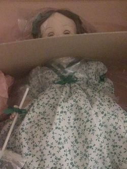 Madame Alexander doll , Scarlett 1591 brand new in box