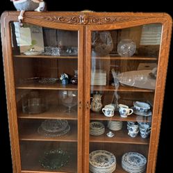 Beautiful Antique breakfront