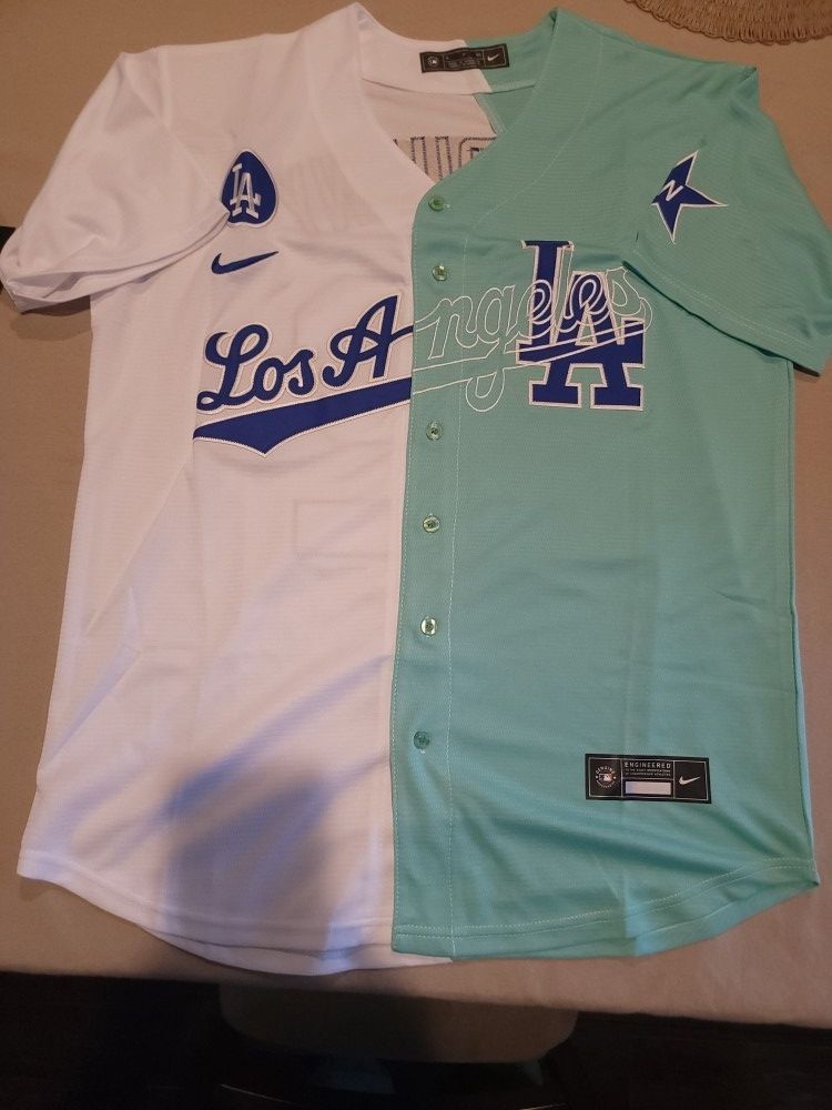 Los Angeles Dodgers All Star Bad Bunny 2022 Jersey for Sale in Coalinga, CA  - OfferUp