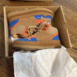 Ugg boots size 3 for kids.