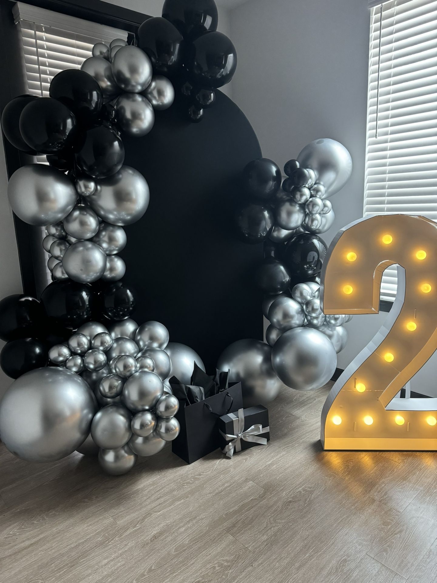 Balloon Garland