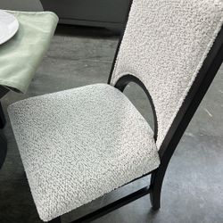 Elegant 5 Piece Dining Set Black Table Boucle Chairs Brand New In Box Firm Price $559