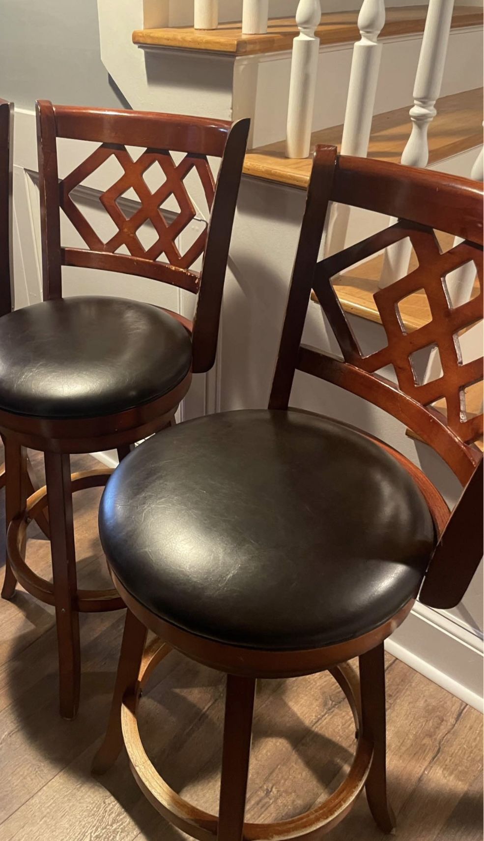 Wood Swivel Stools