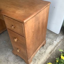 7 Drawer Solid Wood Desk