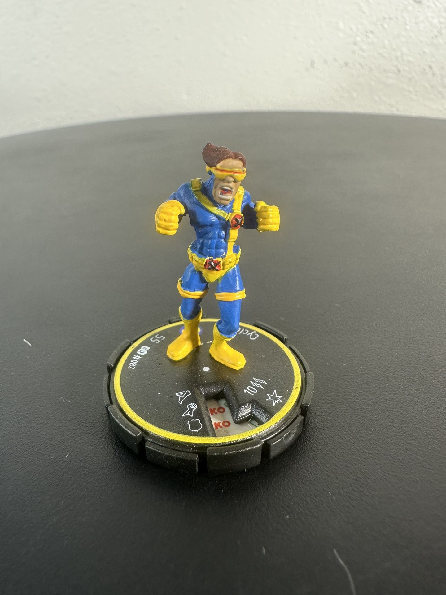 Marvel Heroclix Infinity Challenge Cyclops #082 Wizkids 2002 Vintage.