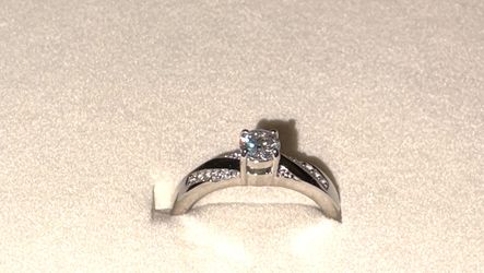 Sterling Silver Solitaire Moissanite Ring Size 9 -  0.75 tcw