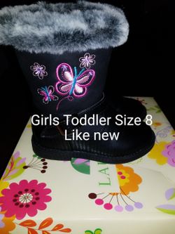 Toddler size 8 black boots w/butterflies