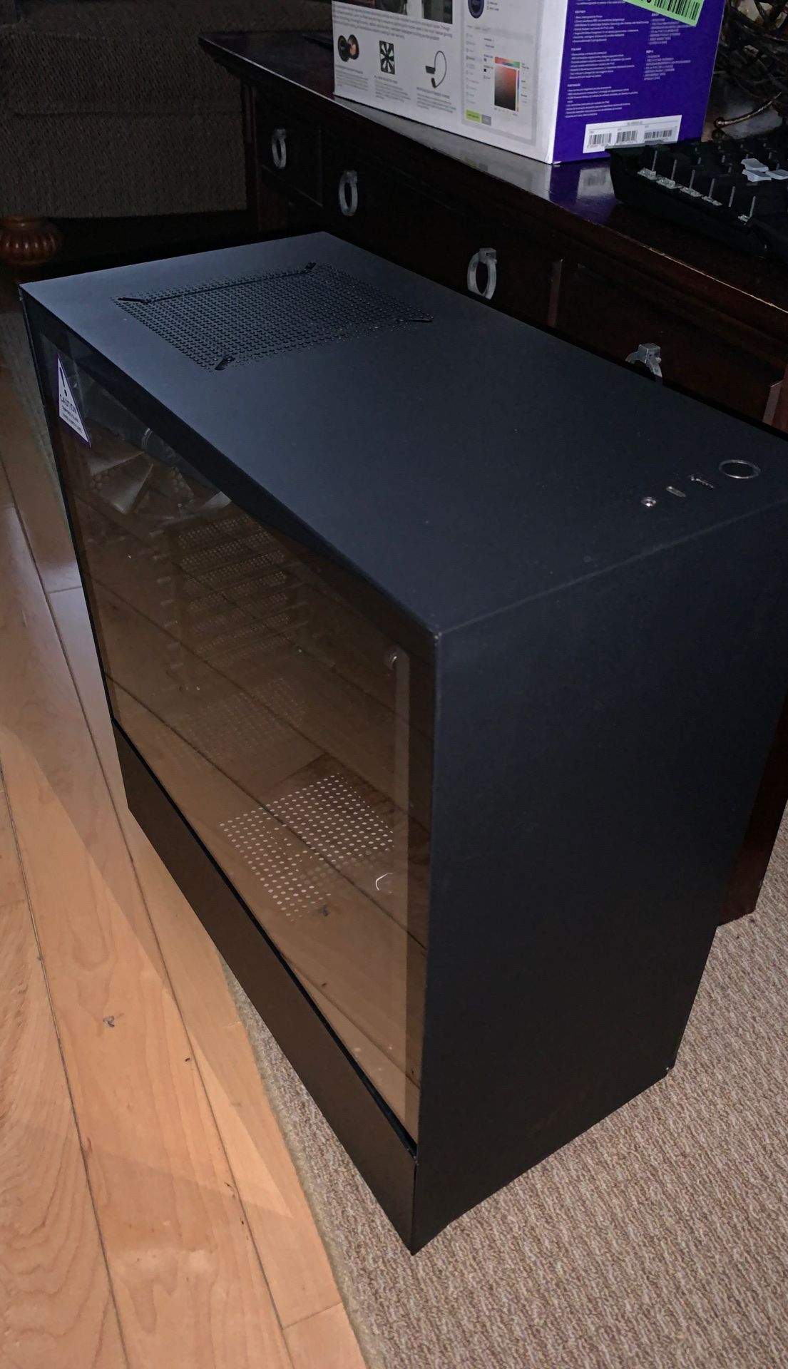 Nzxt h510 Gaming computer case