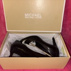 MICHAEL KORS Heels
