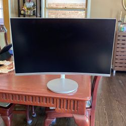 27 Inch Curved Samsung Monitor 