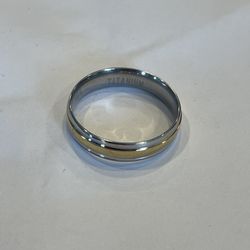 Men’s Wedding Band