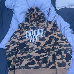 BAPE pullover Hoodie